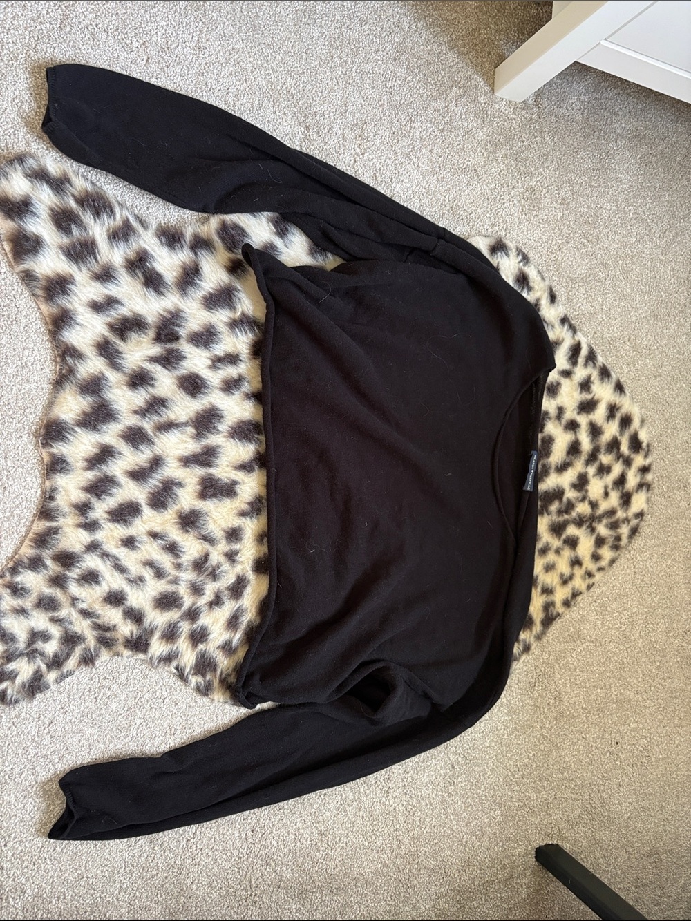 Brandy Melville Black Cropped off the Shoulder Sweater